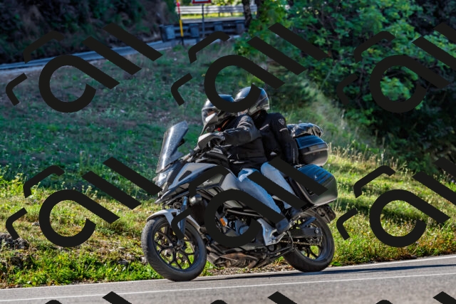 202509211053-DSC_2597_d2_