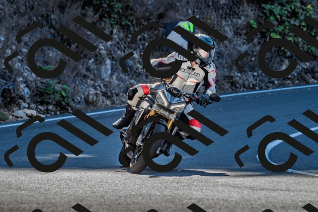 202509211113-DSC_2822_d2_