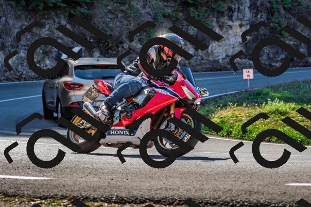 202509211115-DSC_2903_d2_