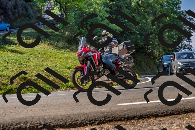 202509211116-DSC_2930_d2_