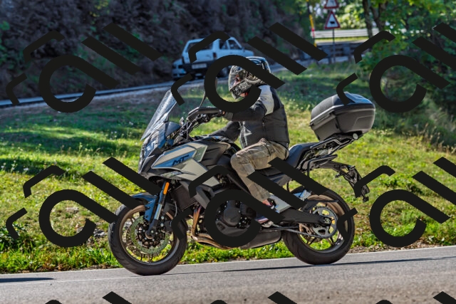 202509211116-DSC_2937_d2_