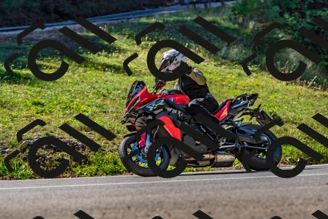 202509211117-DSC_2941_d2_