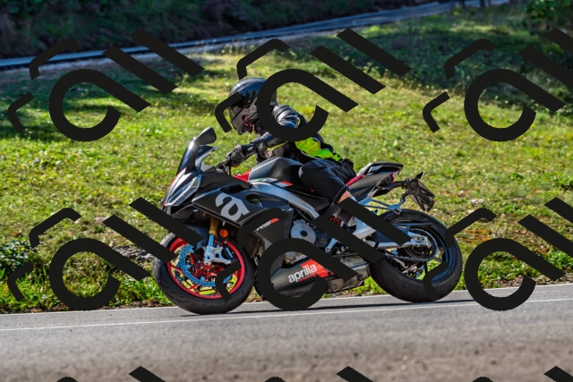 202509211124-DSC_3041_d2_