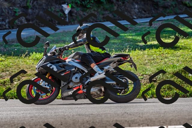 202509211124-DSC_3043_d2_