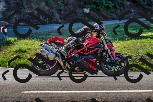 202509211124-DSC_3048_d2_