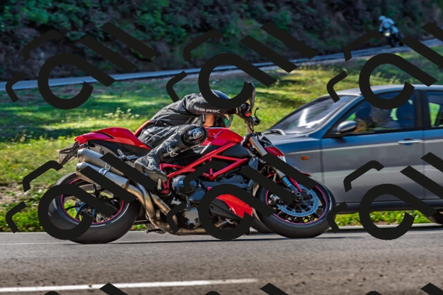 202509211124-DSC_3049_d2_