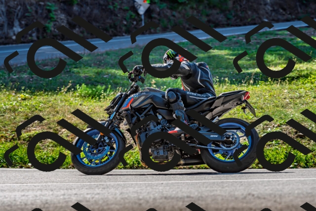 202509211127-DSC_3084_d2_