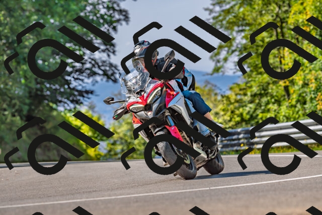 202509211131-DSC_3107_d2_