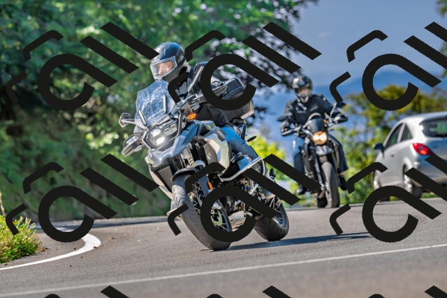 202509211133-DSC_3123_d2_