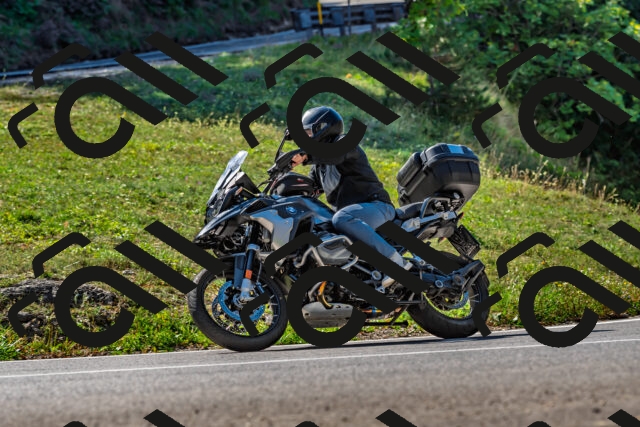 202509211133-DSC_3125_d2_