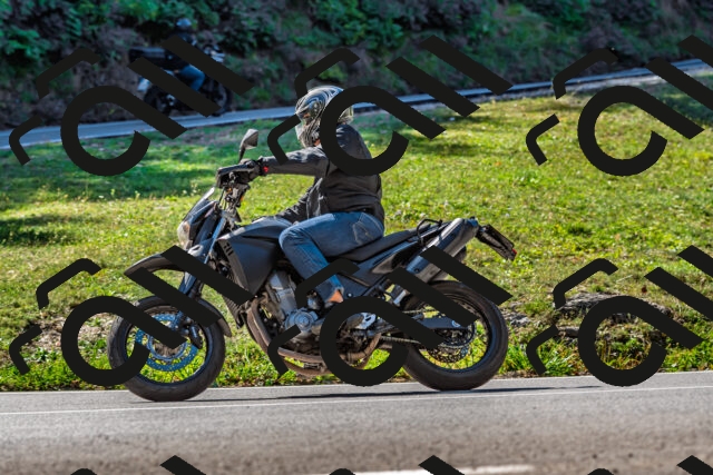 202509211134-DSC_3129_d2_