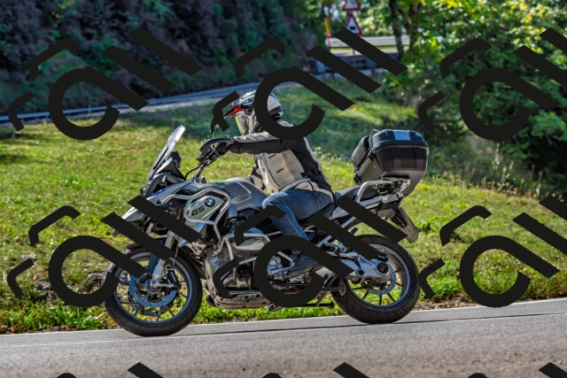 202509211134-DSC_3143_d2_