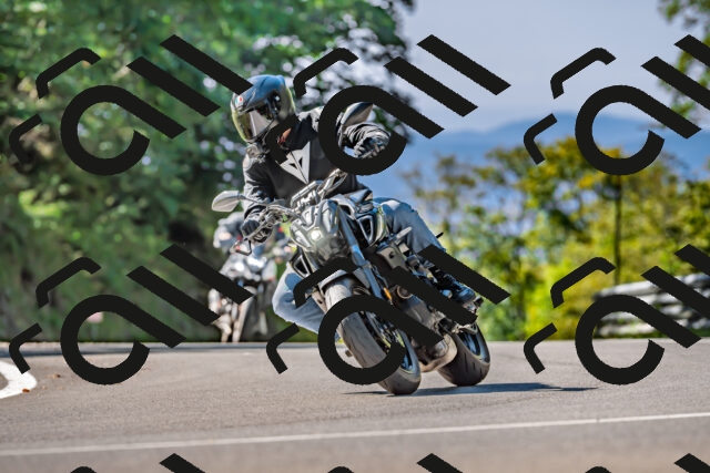 202509211139-DSC_3177_d2_