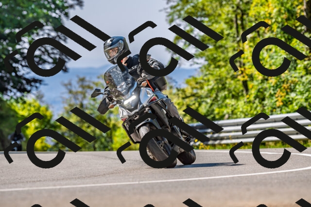 202509211139-DSC_3181_d2_