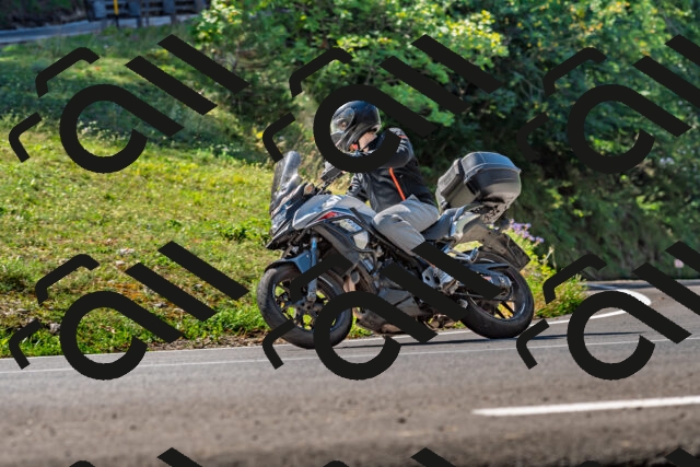 202509211139-DSC_3182_d2_