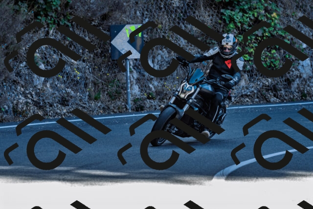 202509211140-DSC_3200_d2_