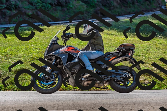 202509211143-DSC_3223_d2_