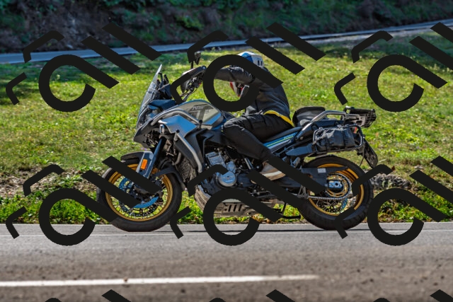 202509211143-DSC_3228_d2_