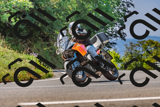 202509211143-DSC_3230_d2_