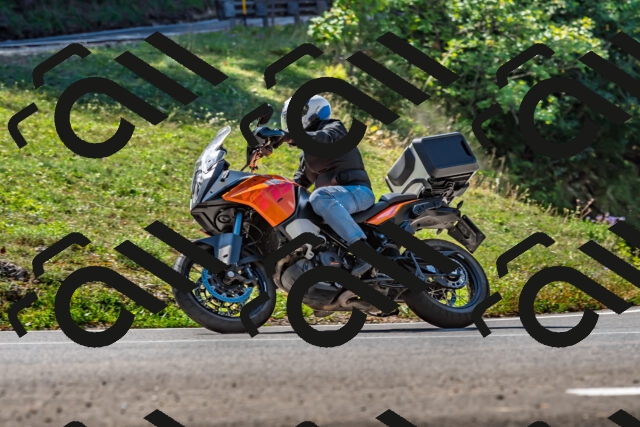 202509211143-DSC_3231_d2_