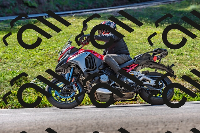 202509211144-DSC_3248_d2_