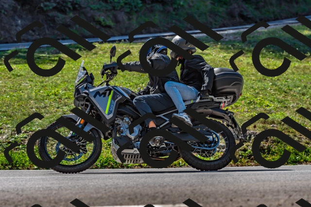 202509211150-DSC_3278_d2_