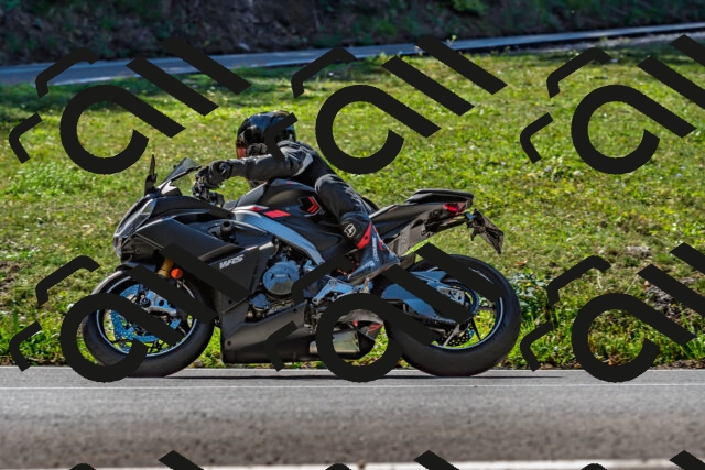 202509211152-DSC_3317_d2_