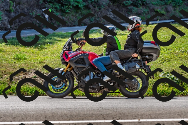 202509211152-DSC_3321_d2_