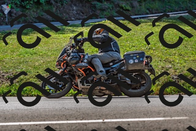 202509211155-DSC_3350_d2_