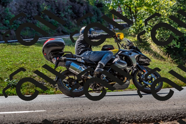 202509211156-DSC_3357_d2_