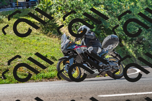 202509211157-DSC_3373_d2_