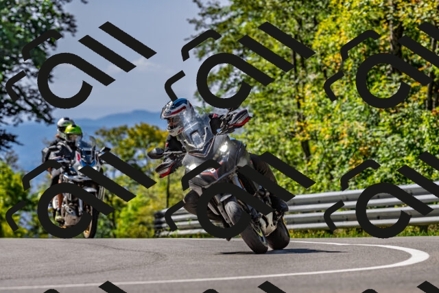 202509211159-DSC_3407_d2_