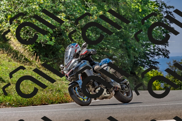 202509211159-DSC_3409_d2_