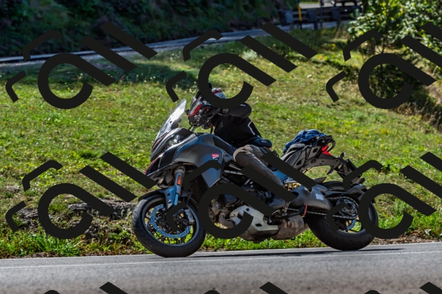 202509211159-DSC_3411_d2_