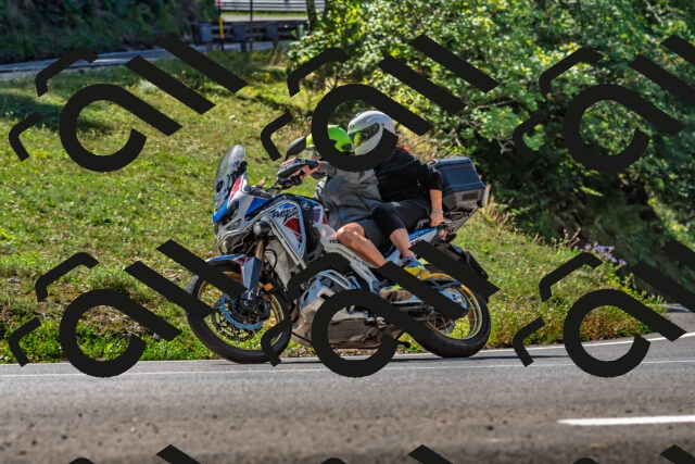 202509211159-DSC_3413_d2_