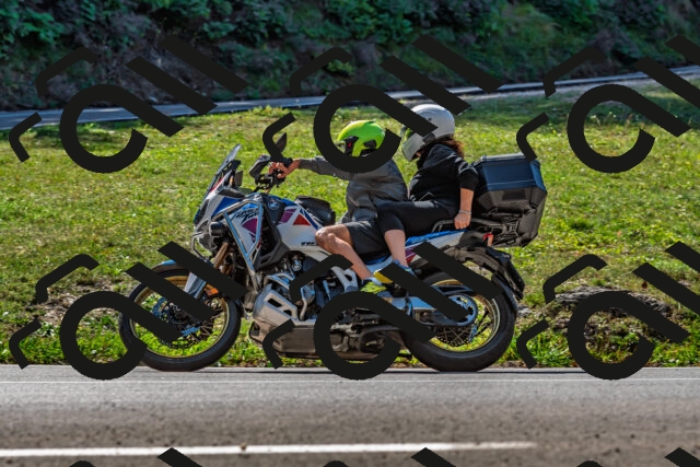 202509211159-DSC_3415_d2_