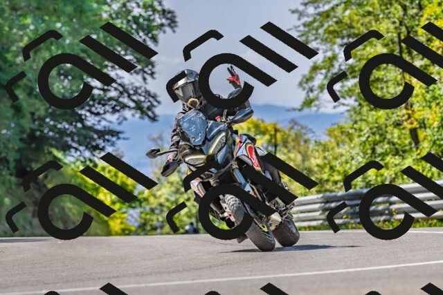 202509211159-DSC_3424_d2_