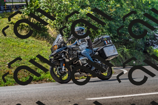 202509211207-DSC_3462_d2_