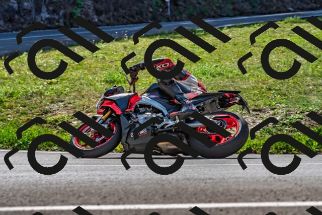 202509211208-DSC_3473_d2_