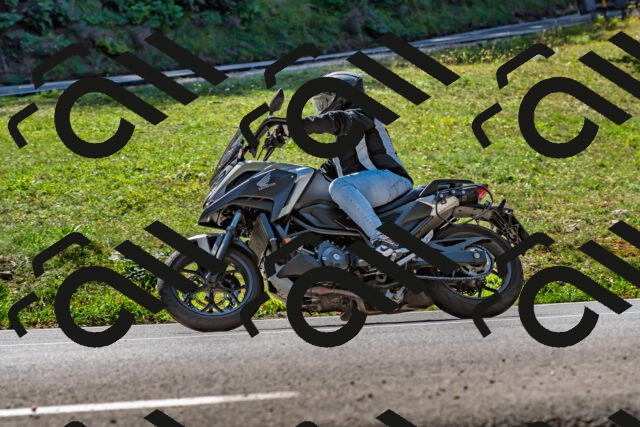 202509211209-DSC_3502_d2_