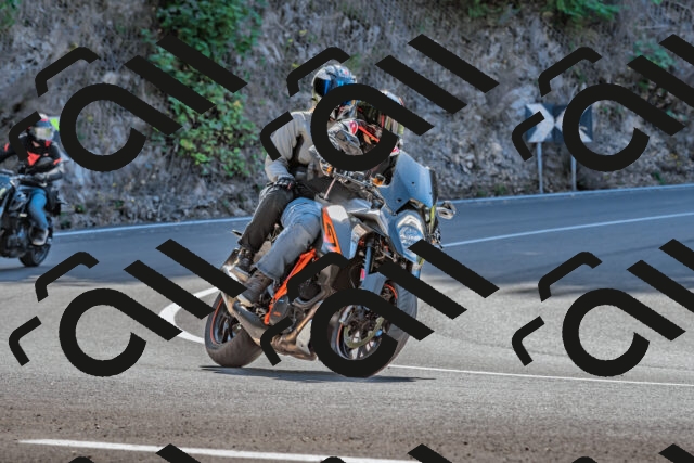 202509211209-DSC_3507_d2_