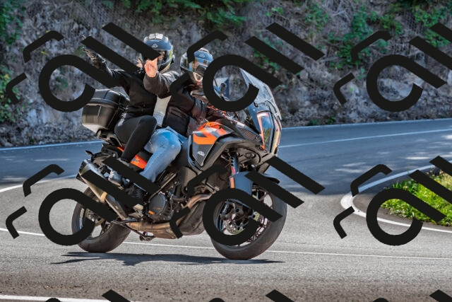 202509211209-DSC_3512_d2_