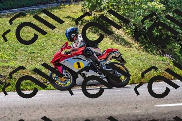 202509211211-DSC_3526_d2_