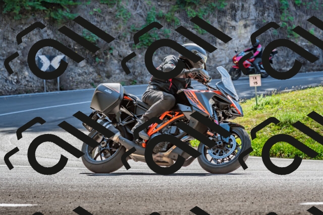 202509211215-DSC_3575_d2_