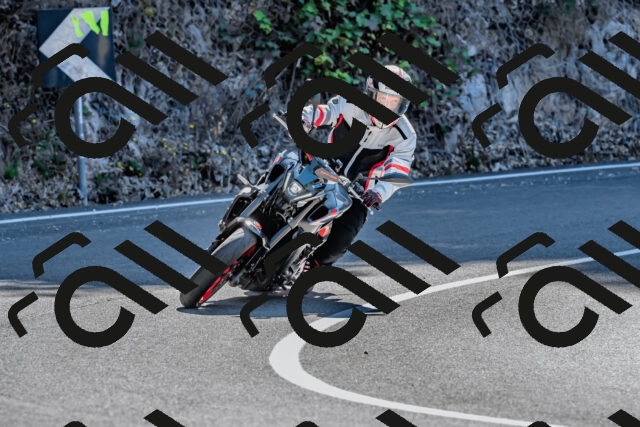 202509211215-DSC_3587_d2_