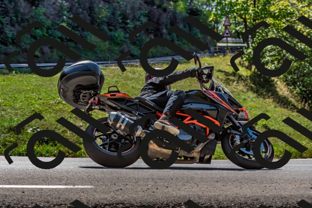 202509211219-DSC_3638_d2_