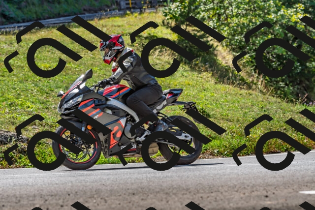 202509211223-DSC_3691_d2_