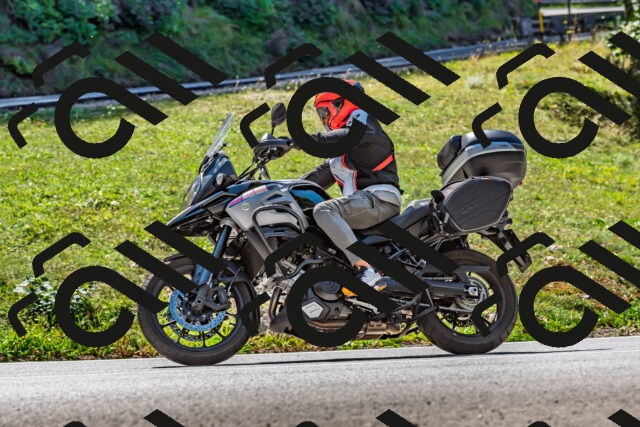 202509211223-DSC_3694_d2_