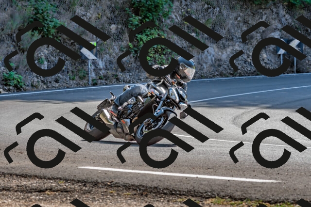 202509211225-DSC_3702_d2_