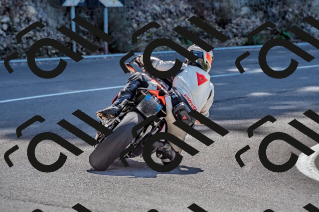 202509211227-DSC_3735_d2_